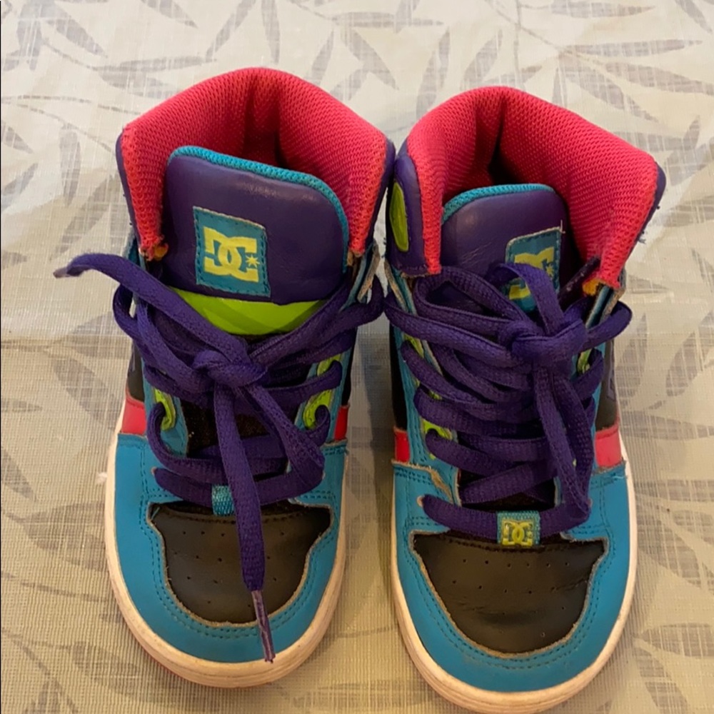 Kids shoes